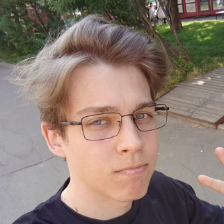 Иван Золотников