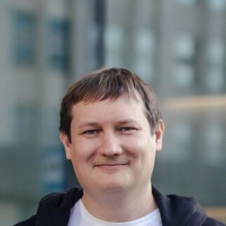 Дмитрий Махов