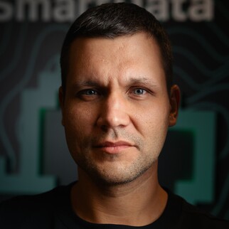 Михаил Иванов