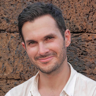 Артем Шутак