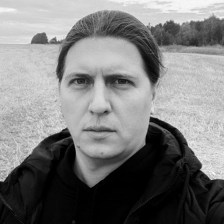 Денис Тарасов