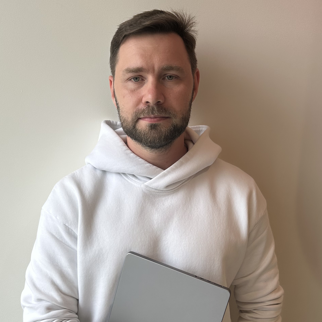 Максим Ненахов