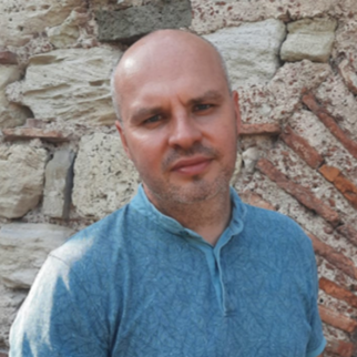 Антон Коваленко