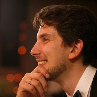 Роберт Аксенов