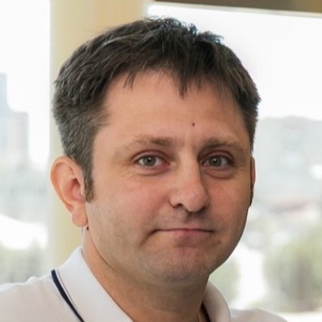 Евгений Константинов