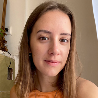 Иоланта Комар