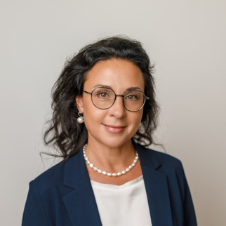 Юлия Сахарова