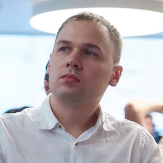 Александр Петров