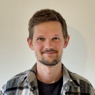 Александр Гущин