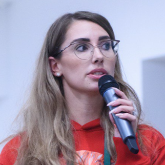 Марина Куликова