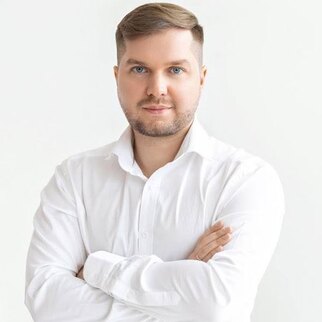 Евгений Петриёв