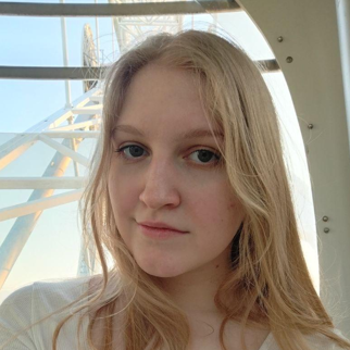 Полина Цуканова