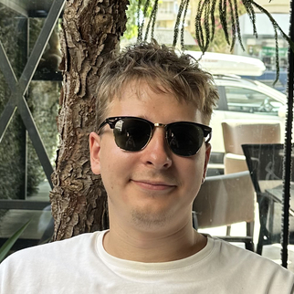 Артем Хайдаров