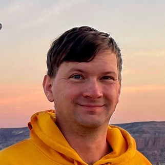 Алексей Антонов