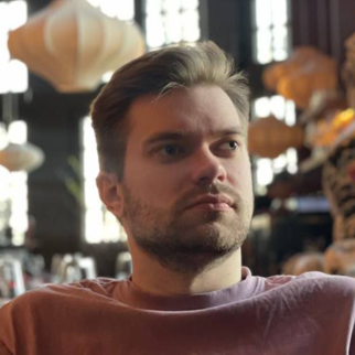 Илья Булатов