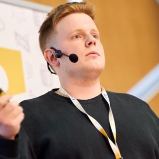 Дмитрий Коваленко