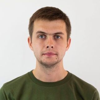 Владислав Романенко