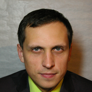 Михаил Петров