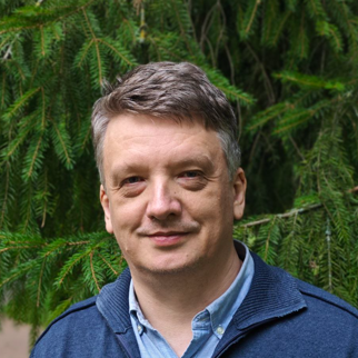 Константин Плотников