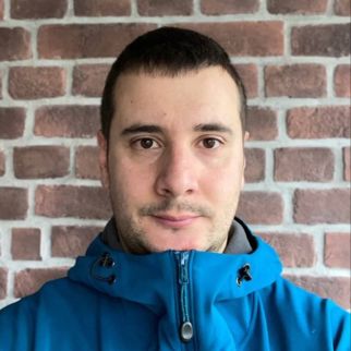 Андрей Титов