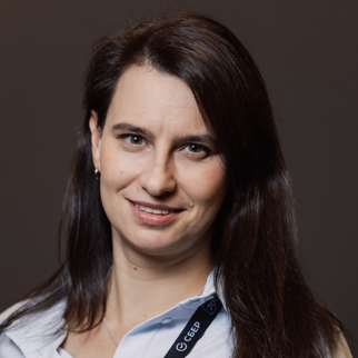 Анна Лучник