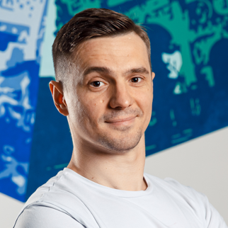 Михаил Емельянов