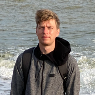 Дмитрий Константинов