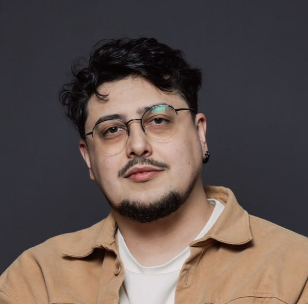 Юрий Карпов
