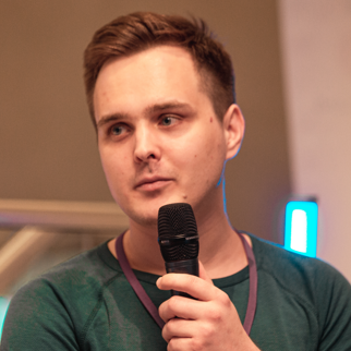 Артем Никонов