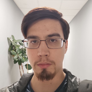 Денис Чернов