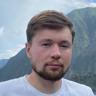 Павел Стоянов