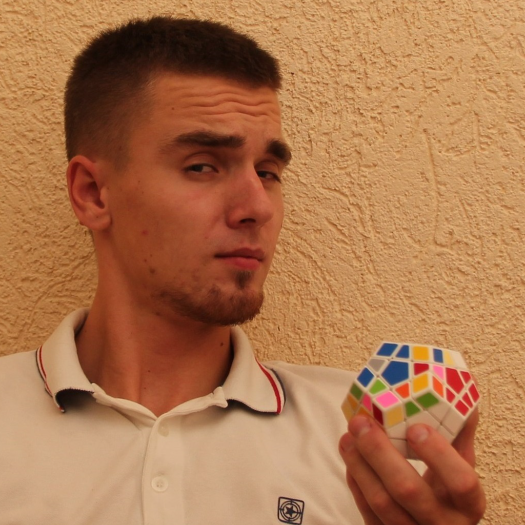 Александр Кузнецов