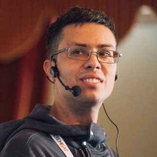 Роман Иовлев