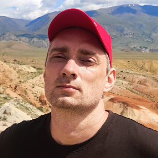 Роман Карху