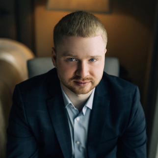 Максим Чернухин