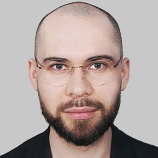 Павел Наумов