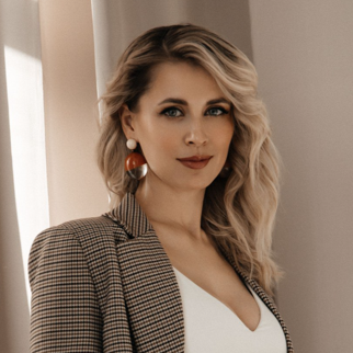 Яна Селезнева