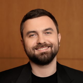 Виктор Кантор