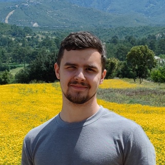 Илья Чернов