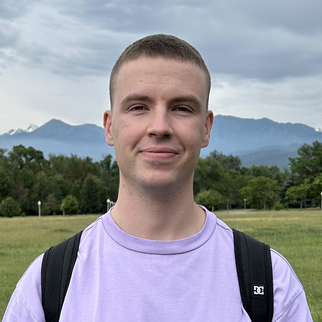 Михаил Стручков