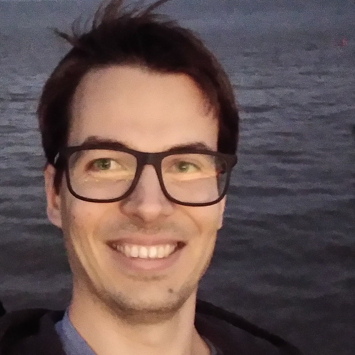 Дмитрий Карпов