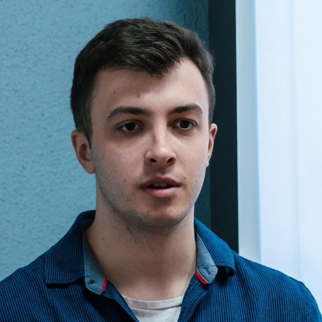 Артем Акутин